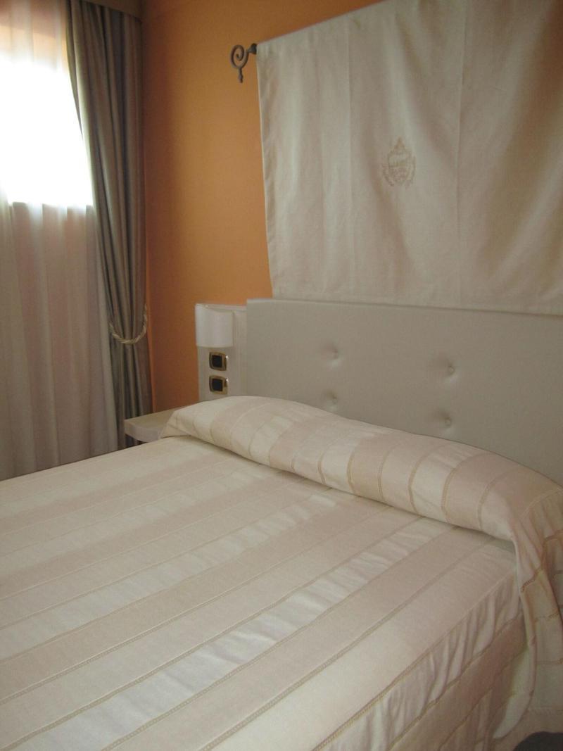 Palazzo Reginella Aparthotel Бовалино Марина Екстериор снимка